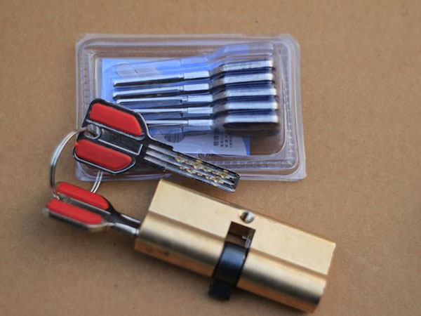 振兴24小时上门开锁公司